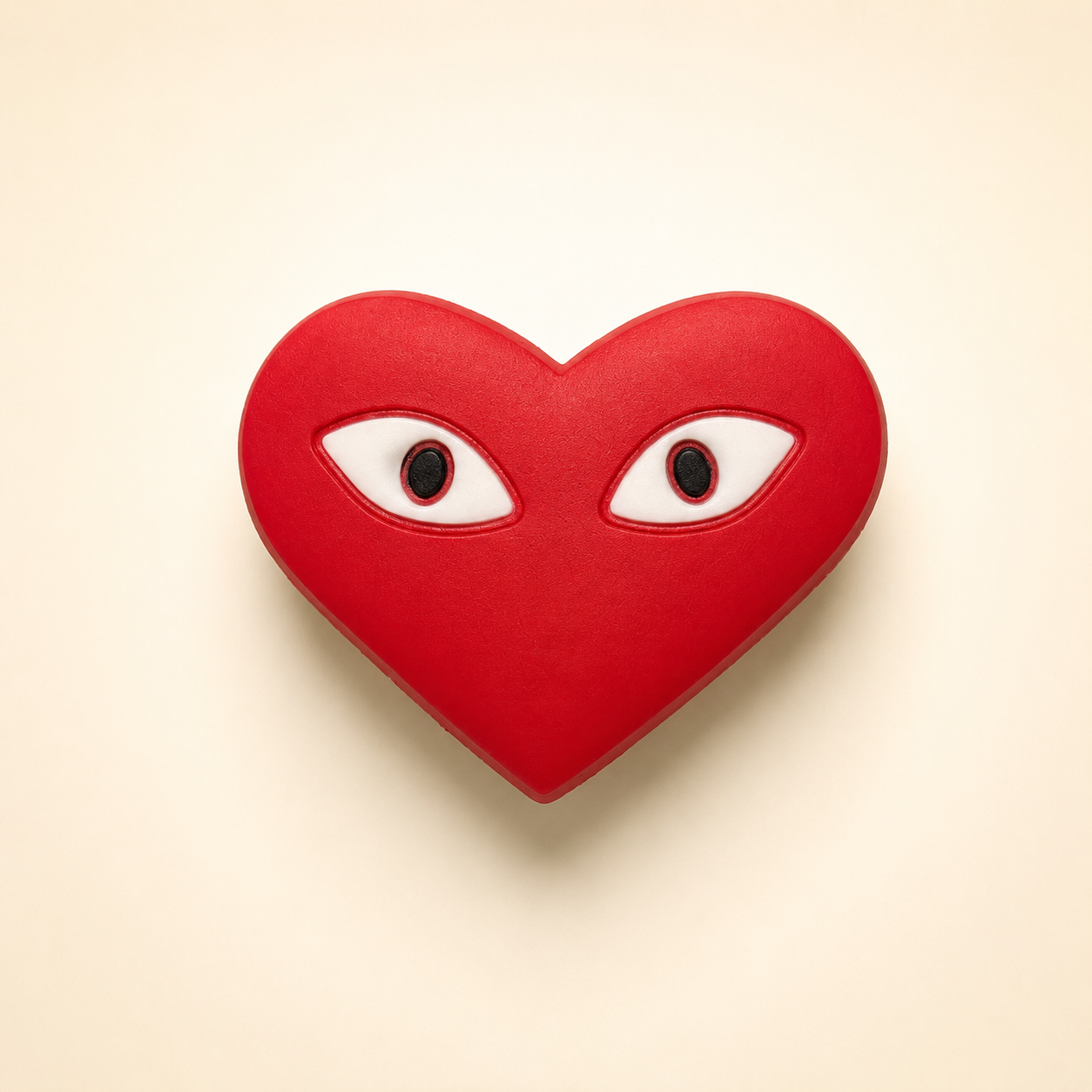 Comme Des Garçons Cœur Rouge